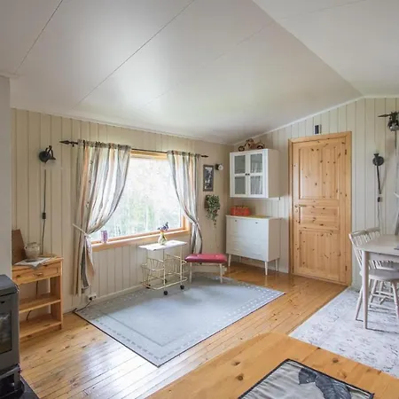 Midt Troms Perle Lodge