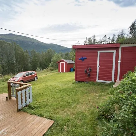Midt Troms Perle Lodge