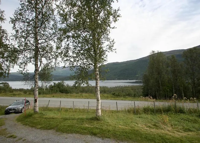 Midt Troms Perle Lodge